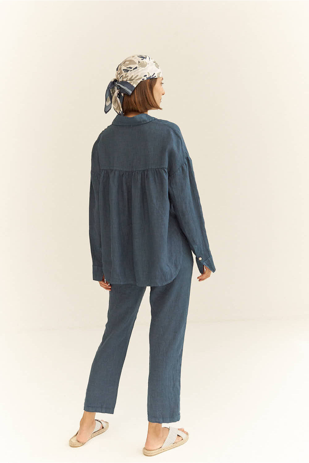 Oversize Linen Shirt - Calcinu