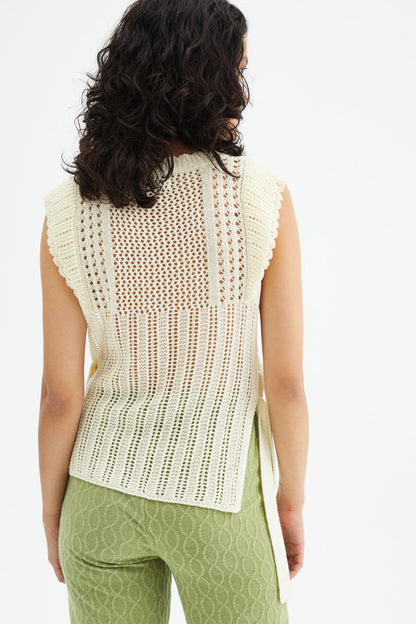 White crochet vest with bow